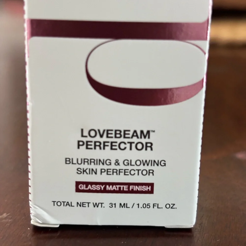 Oil-s Lovebeam Perfector - Radiant Beige Glow No.3 Love Triangle nwt